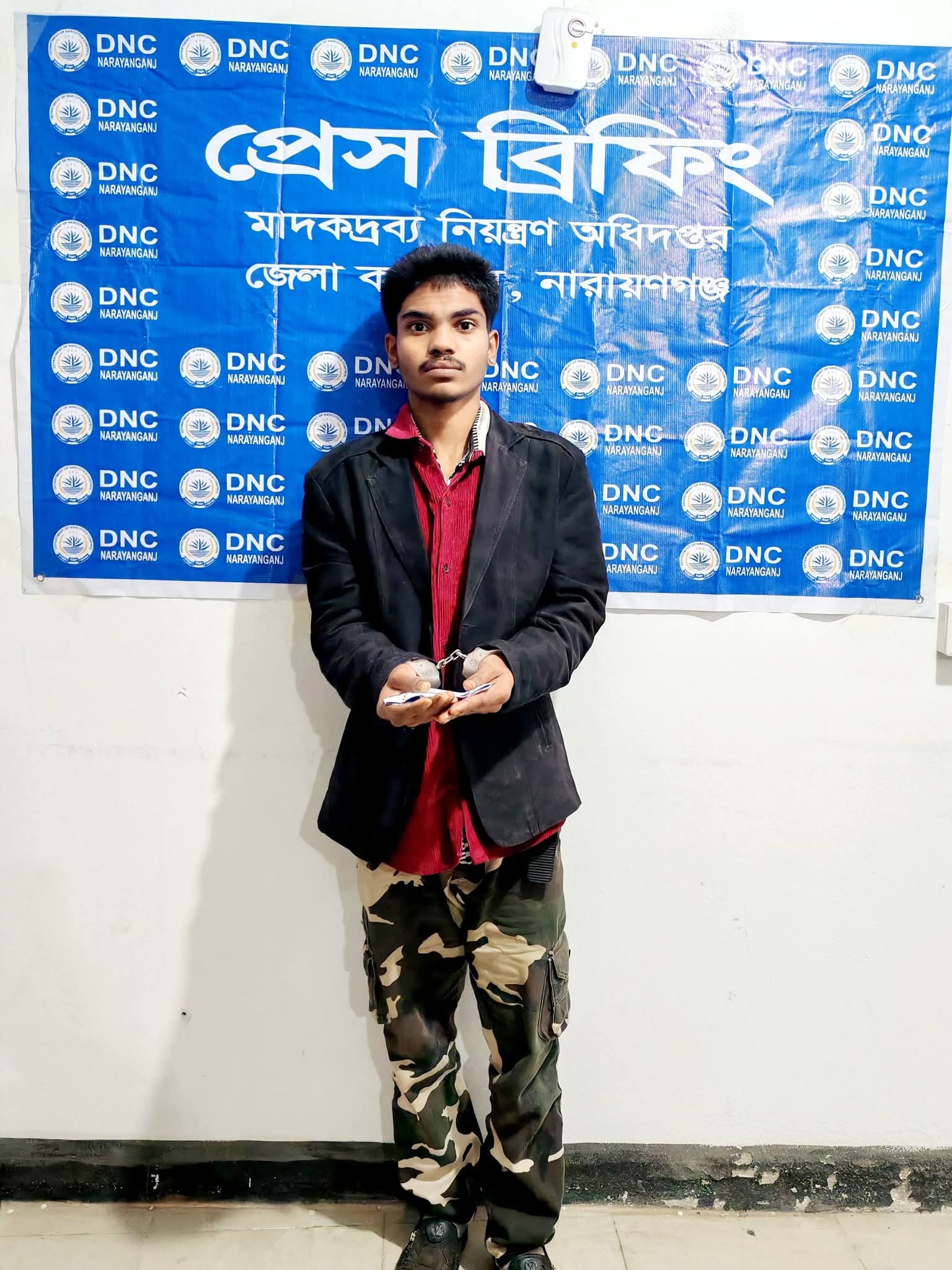 নারায়ণগঞ্জে ১১০ পিস ইয়াবাসহ এক মাদক ব্যবসায়ী গ্রেপ্তার