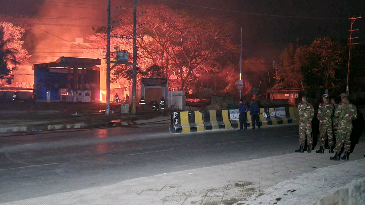 কক্সবাজারে নবনির্মিত গ্যাস স্টেশনে বিস্ফোরণ, দগ্ধ ১৫ জন হাসপাতালে