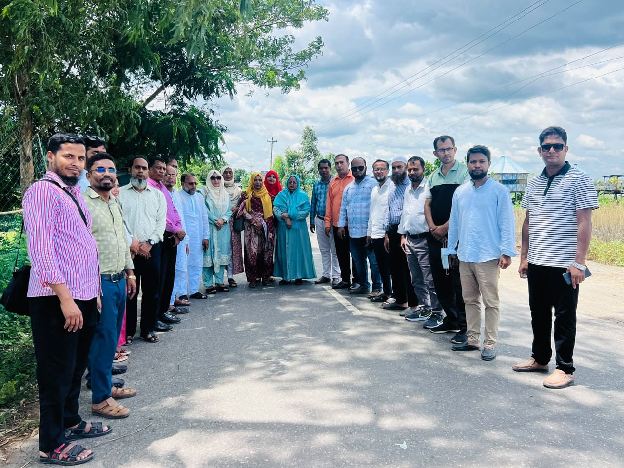 সোনারগাঁয়ে শিক্ষক সমিতির উদ্যোগে বর্ষাকালীন নৌভ্রমণ
