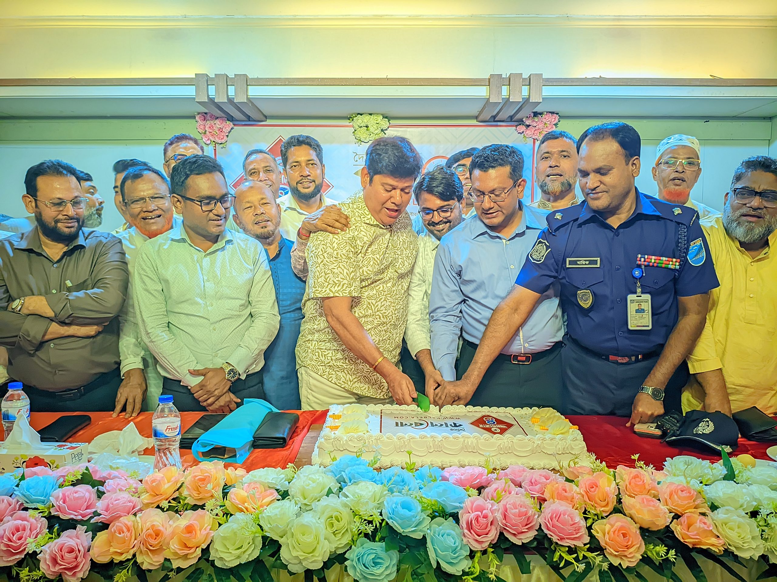 সোনারগাঁয়ে বর্ণাঢ্য আয়োজনে দৈনিক কালবেলার চতুর্থ প্রতিষ্ঠাবার্ষিকী উদযাপন
